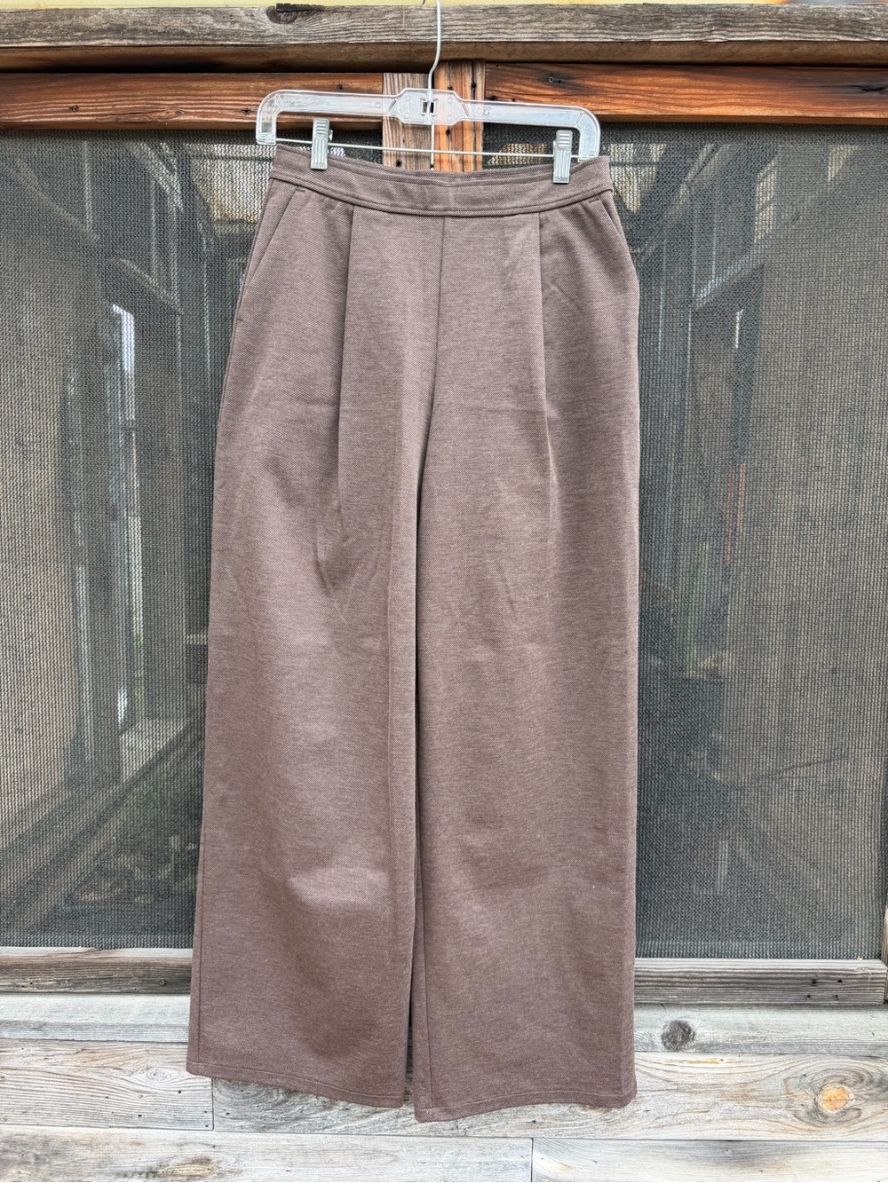 Women’s Barrel Trouser fit Pant H&M size Small Brown Bronze Ankle